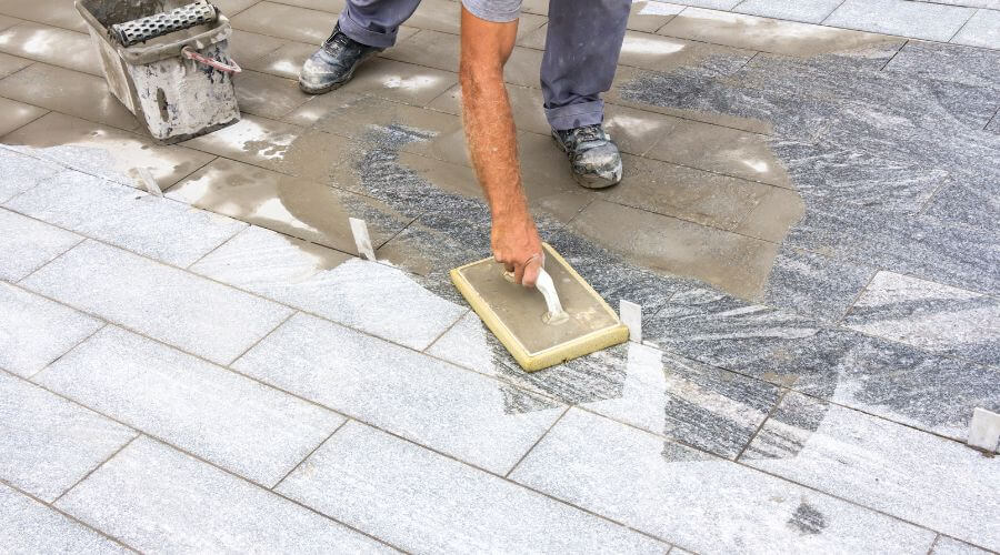 Professional gutter cleaning in Langworthy, IA
